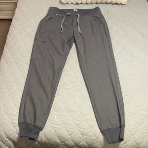 Figs brand new jogger bottems. Size S